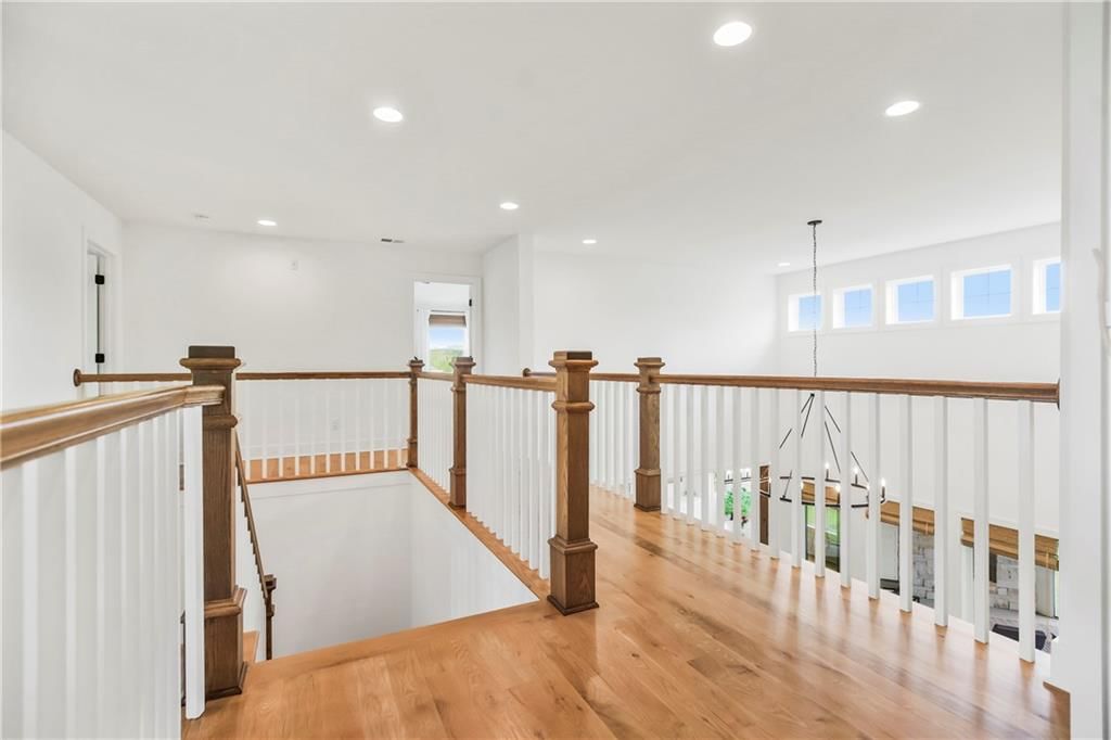16205 Melrose Street — photo 28