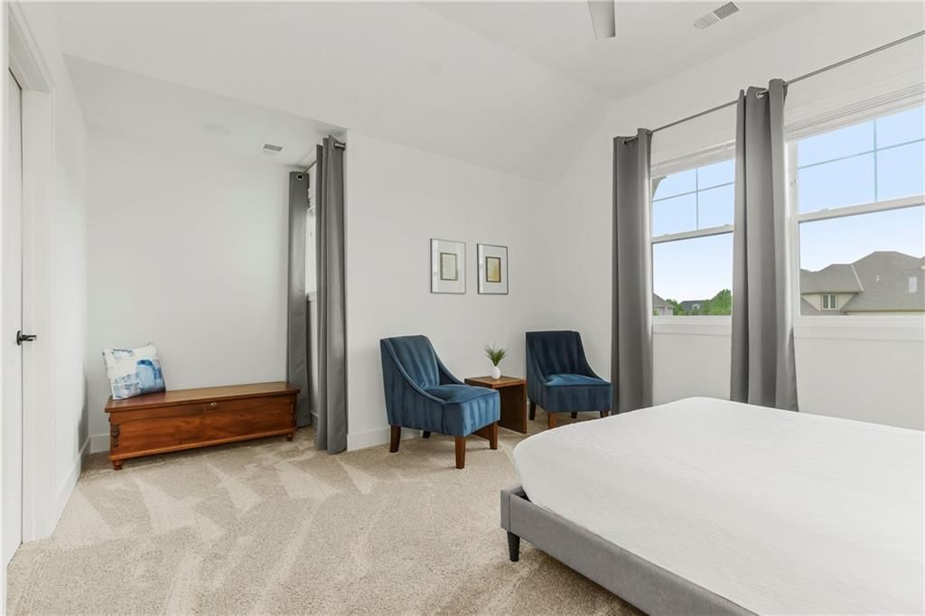 16205 Melrose Street — photo 36