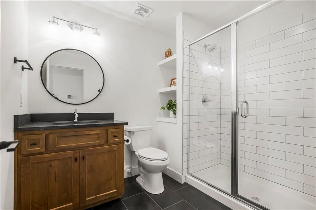 16205 Melrose Street — photo 37