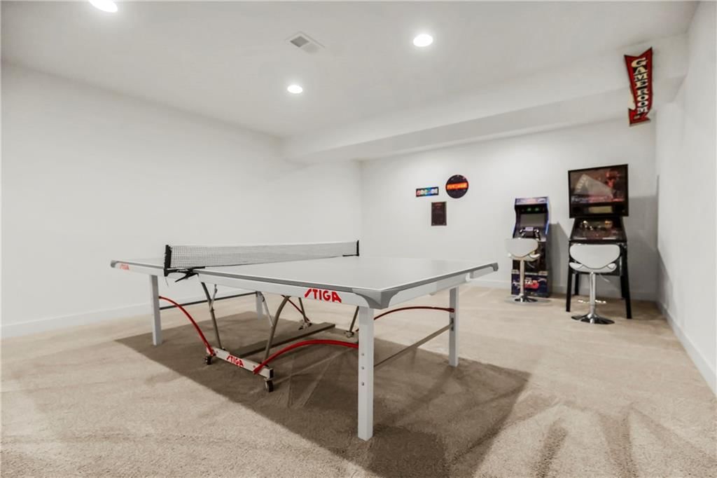 16205 Melrose Street — photo 40