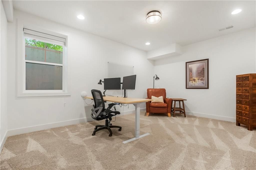 16205 Melrose Street — photo 45