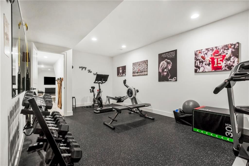16205 Melrose Street — photo 47