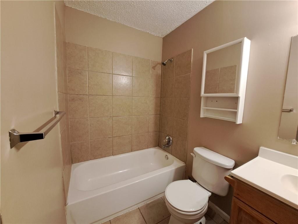 10009 NW Lema Drive — photo 32