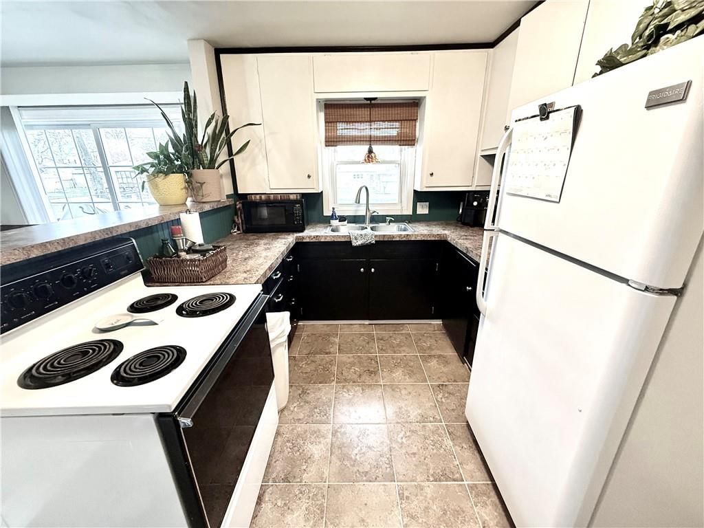 534 W Cooper Street — photo 11