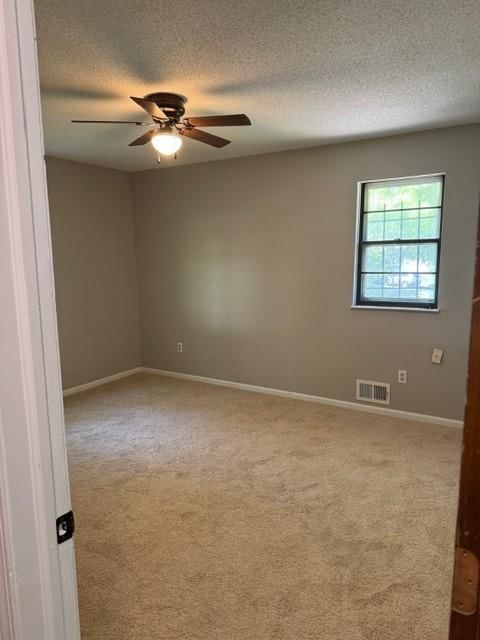 Photo 23 of 40 - 7722 E 90th Terrace, Kansas City, MO 64138