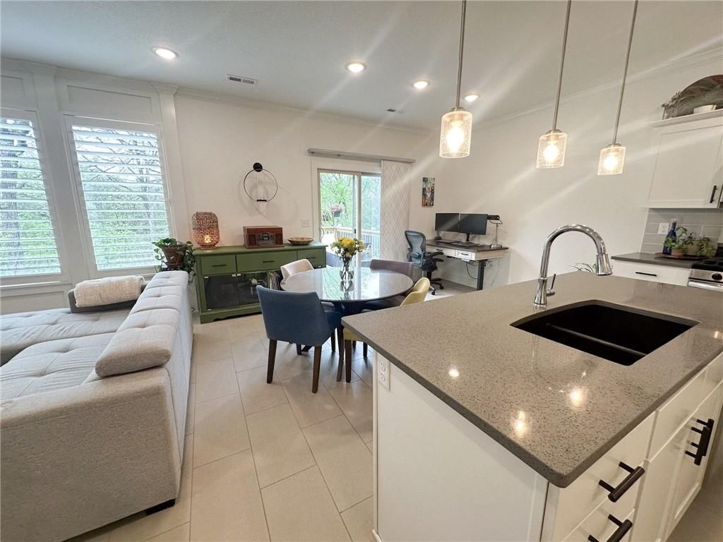 7370 Grand Slam Street — photo 12