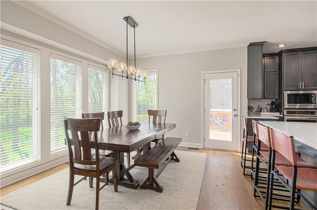 105 E 125th Terrace — photo 11