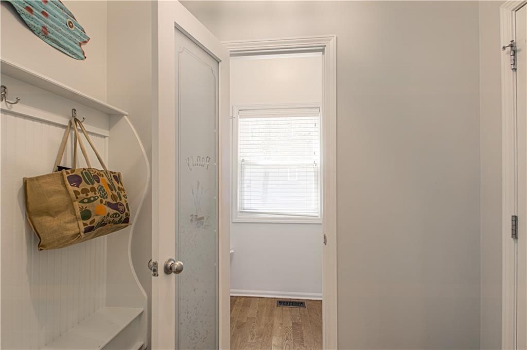 105 E 125th Terrace — photo 12