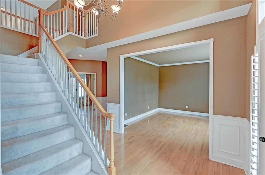 14557 Windsor Street — photo 10