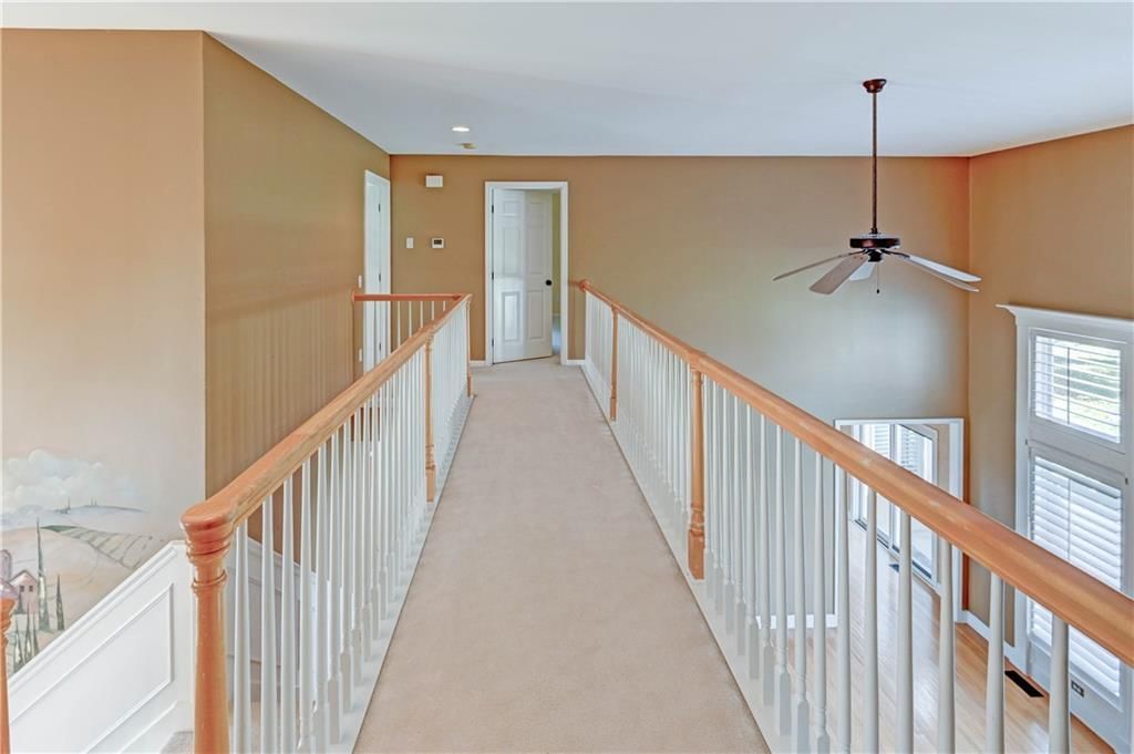 14557 Windsor Street — photo 33