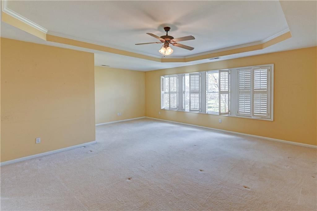 14557 Windsor Street — photo 39