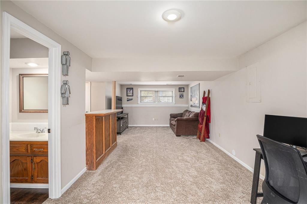 8700 NW Shannon Avenue — photo 22