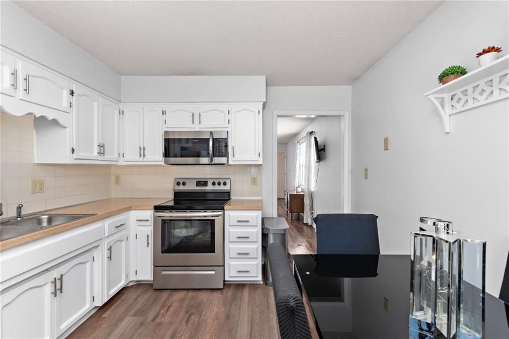 8668 N Hull Avenue — photo 13