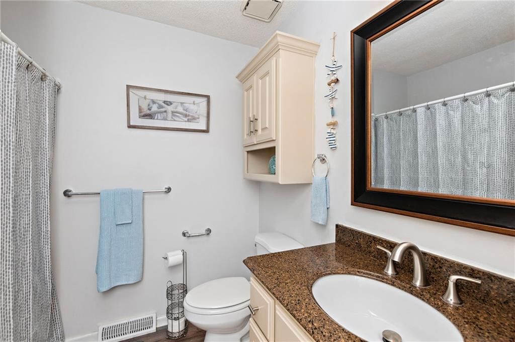 8668 N Hull Avenue — photo 17