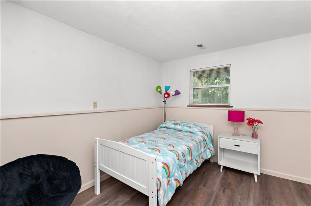 8668 N Hull Avenue — photo 22