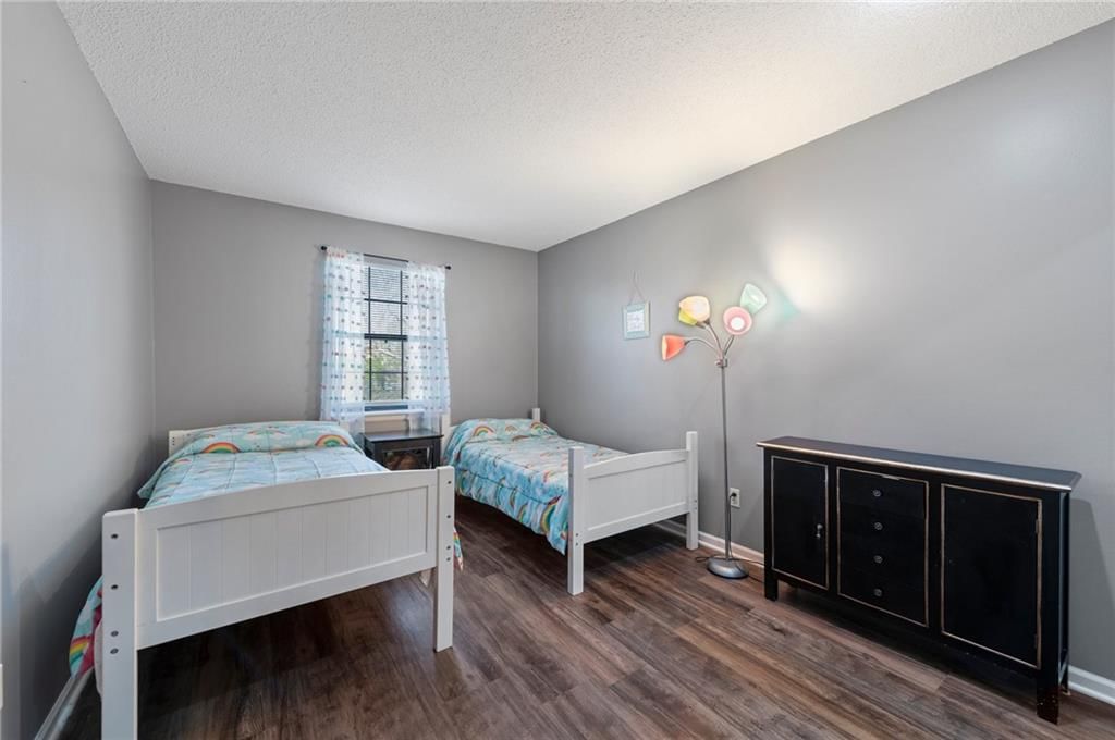 8668 N Hull Avenue — photo 24
