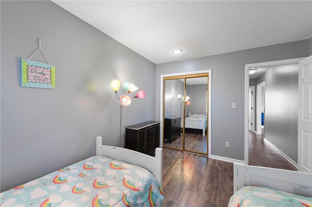 8668 N Hull Avenue — photo 25