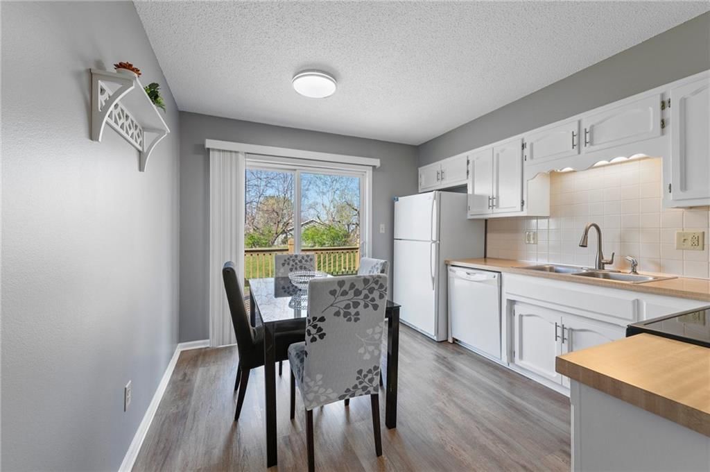 8668 N Hull Avenue — photo 30