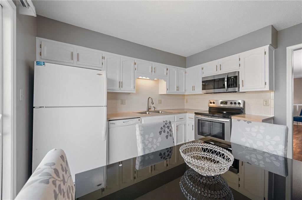 8668 N Hull Avenue — photo 31