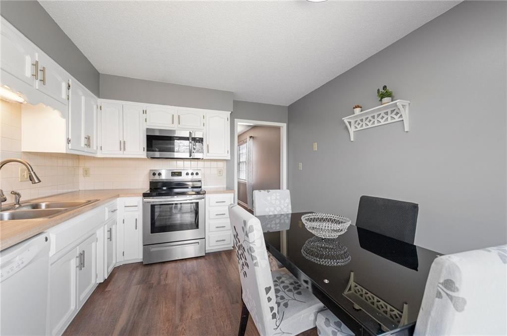 8668 N Hull Avenue — photo 32