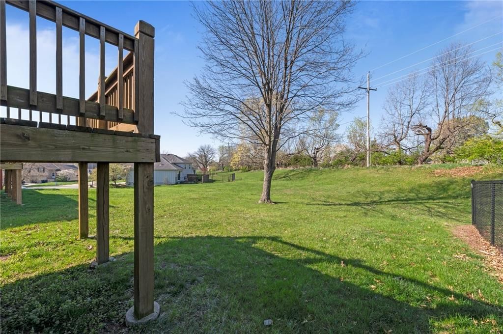 8668 N Hull Avenue — photo 52