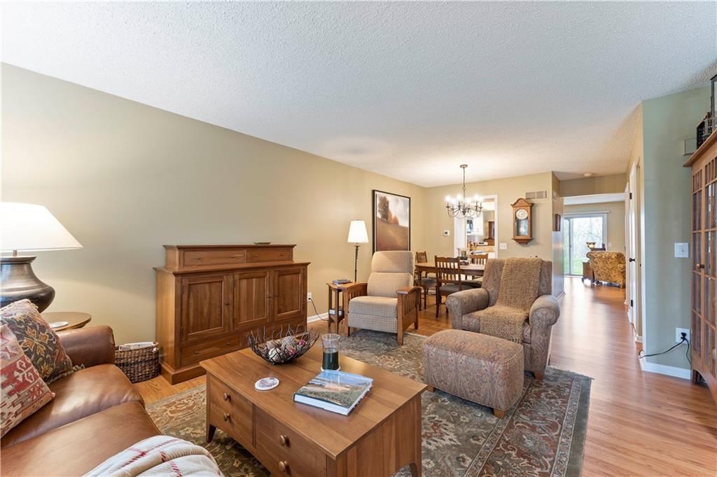 10558 FOSTER Street — photo 7