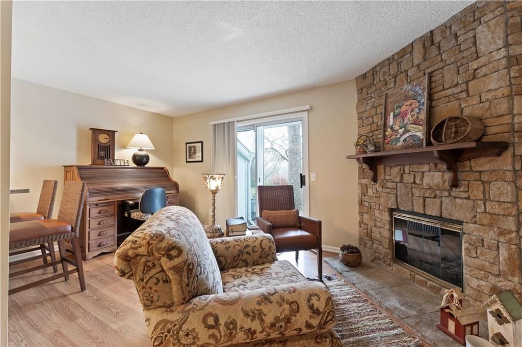 10558 FOSTER Street — photo 14