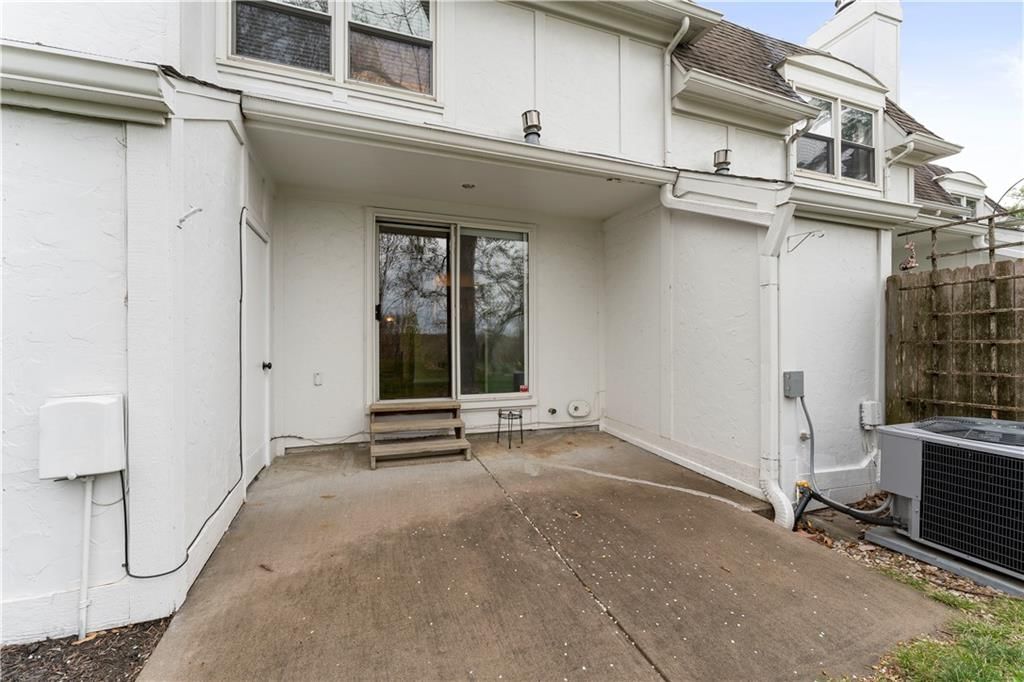10558 FOSTER Street — photo 29