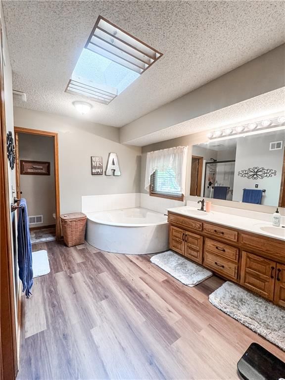8306 N Highland Avenue — photo 12