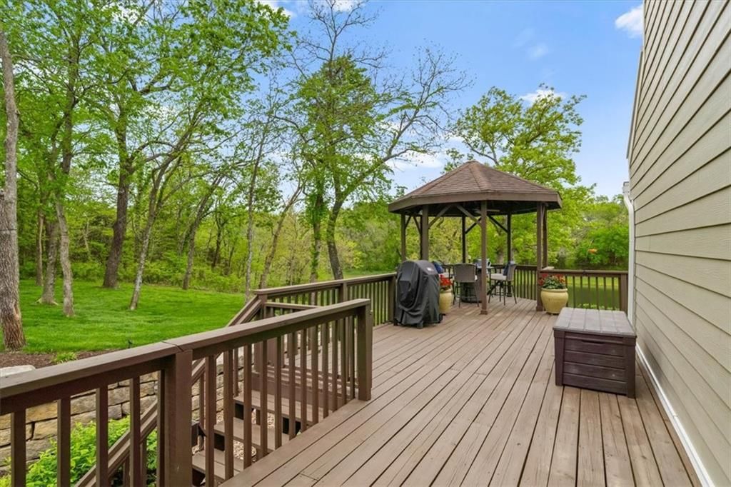 8950 Edgerton Road — photo 32