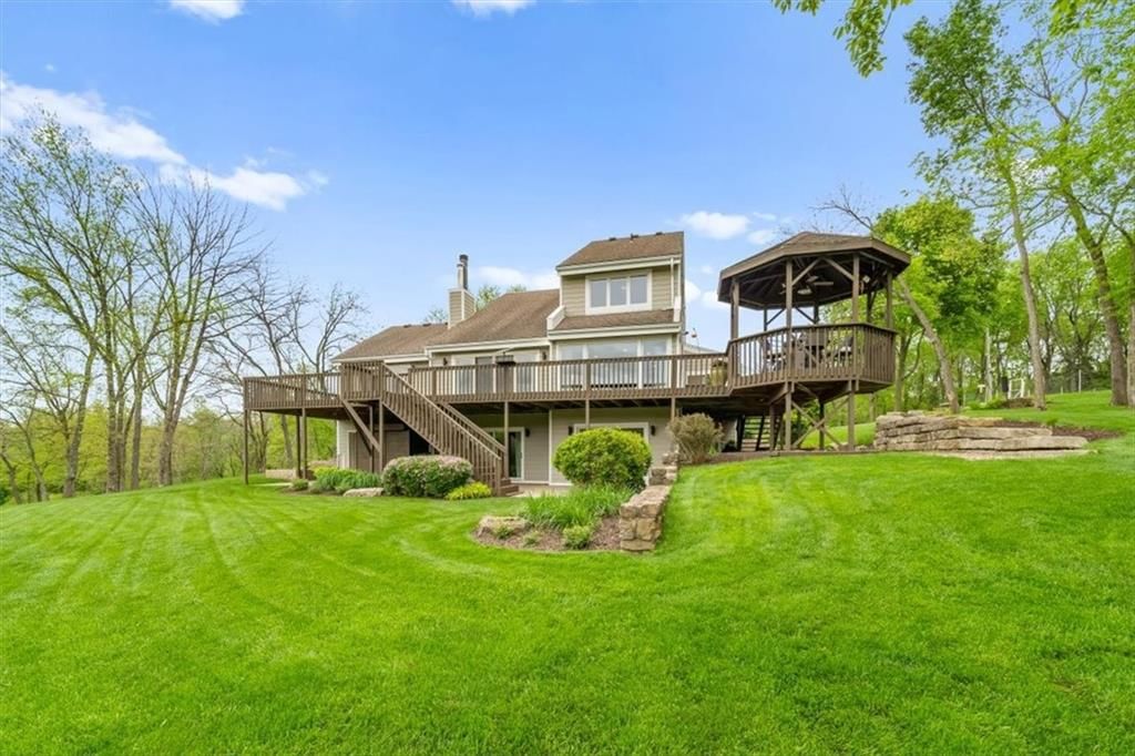 8950 Edgerton Road — photo 39