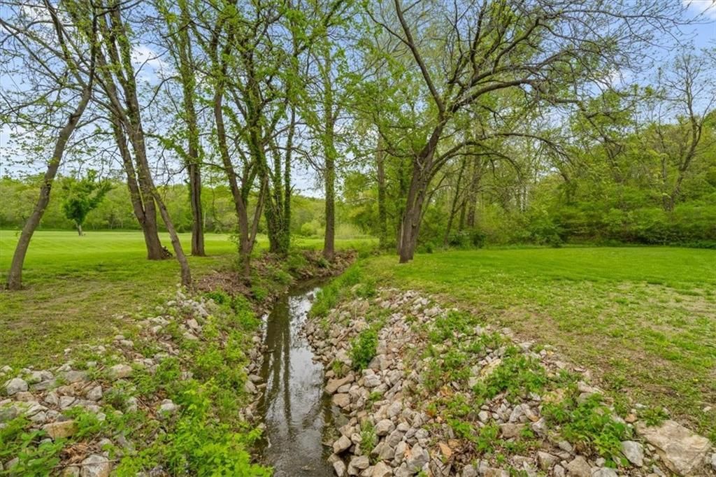 8950 Edgerton Road — photo 42