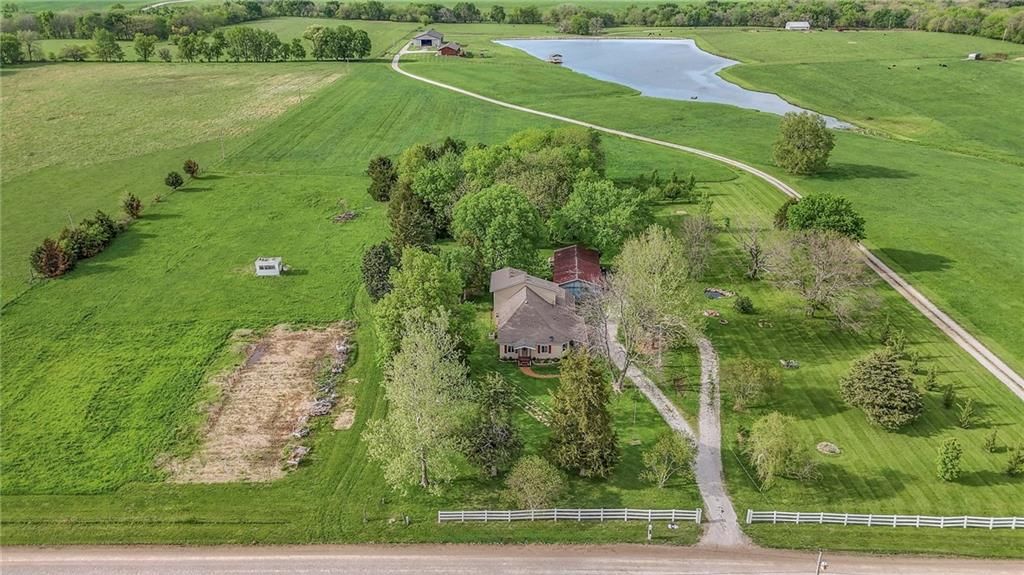 10428 NW County Rd 15002 Road — photo 12