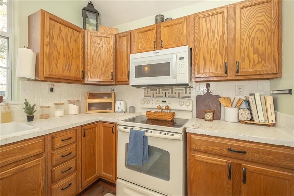 909 Liberty Street — photo 13