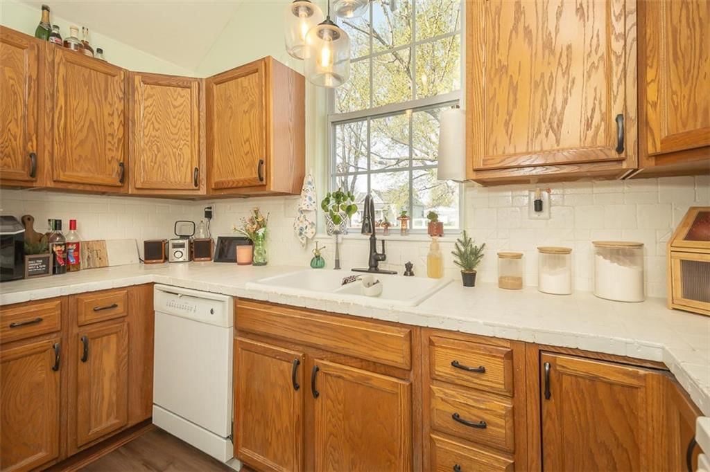 909 Liberty Street — photo 14