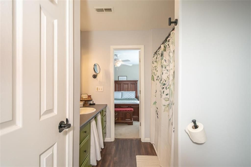909 Liberty Street — photo 24