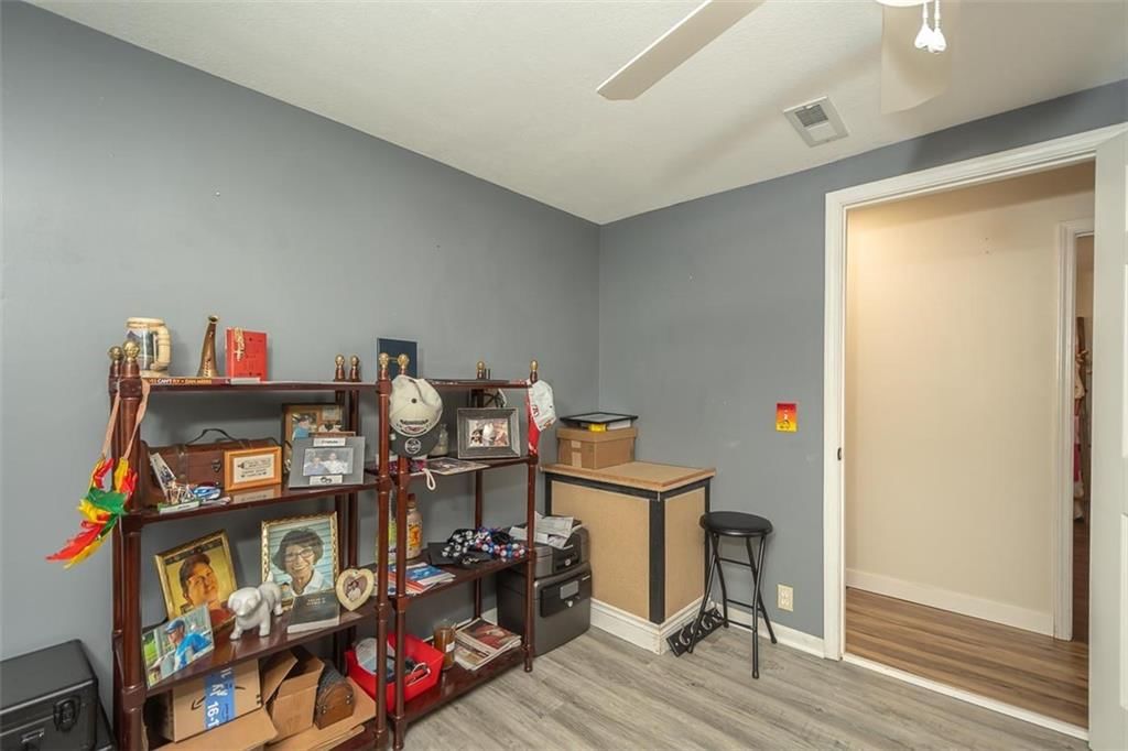 909 Liberty Street — photo 32