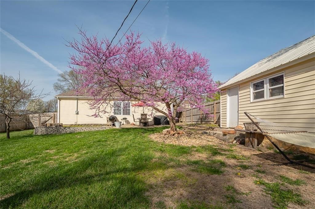 909 Liberty Street — photo 38