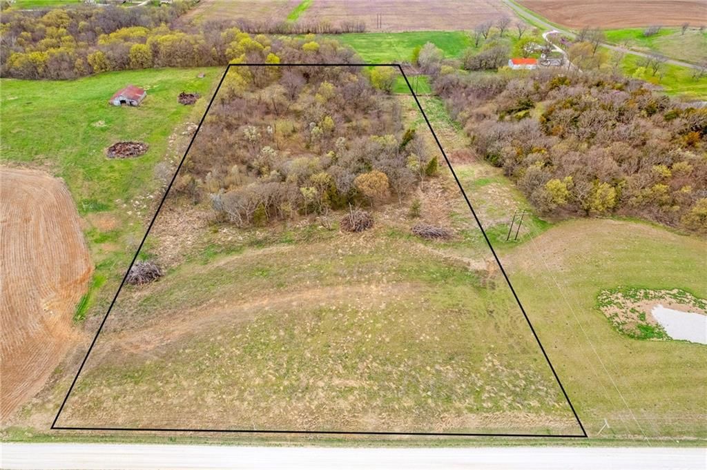 7830 Barkertown Road — photo 4
