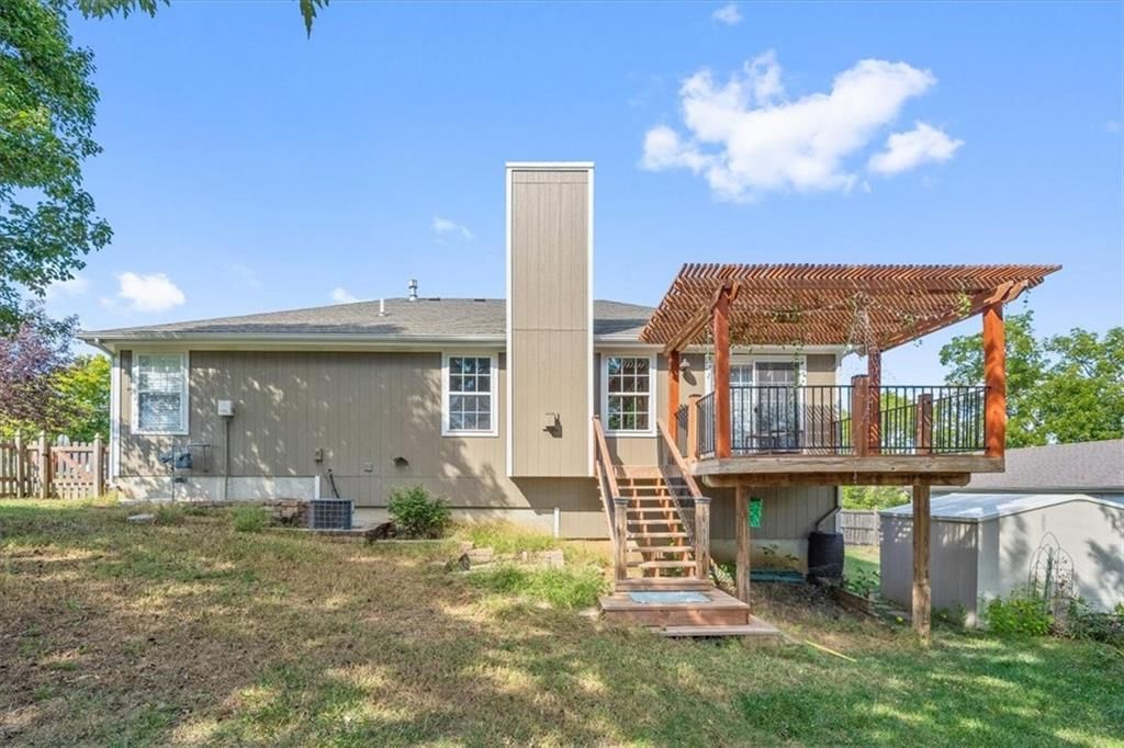 13663 Barber Avenue — photo 25