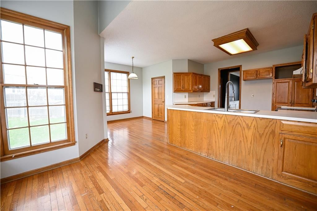 11730 Garnett Street — photo 18