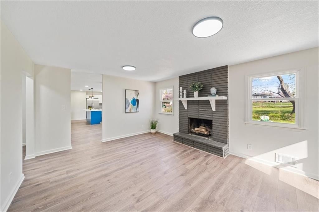 7318 Greeley Avenue — photo 14