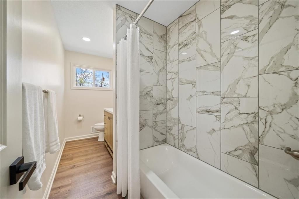 7318 Greeley Avenue — photo 23