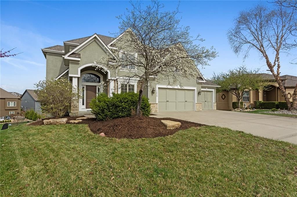 7615 N Amoret Avenue — photo 3