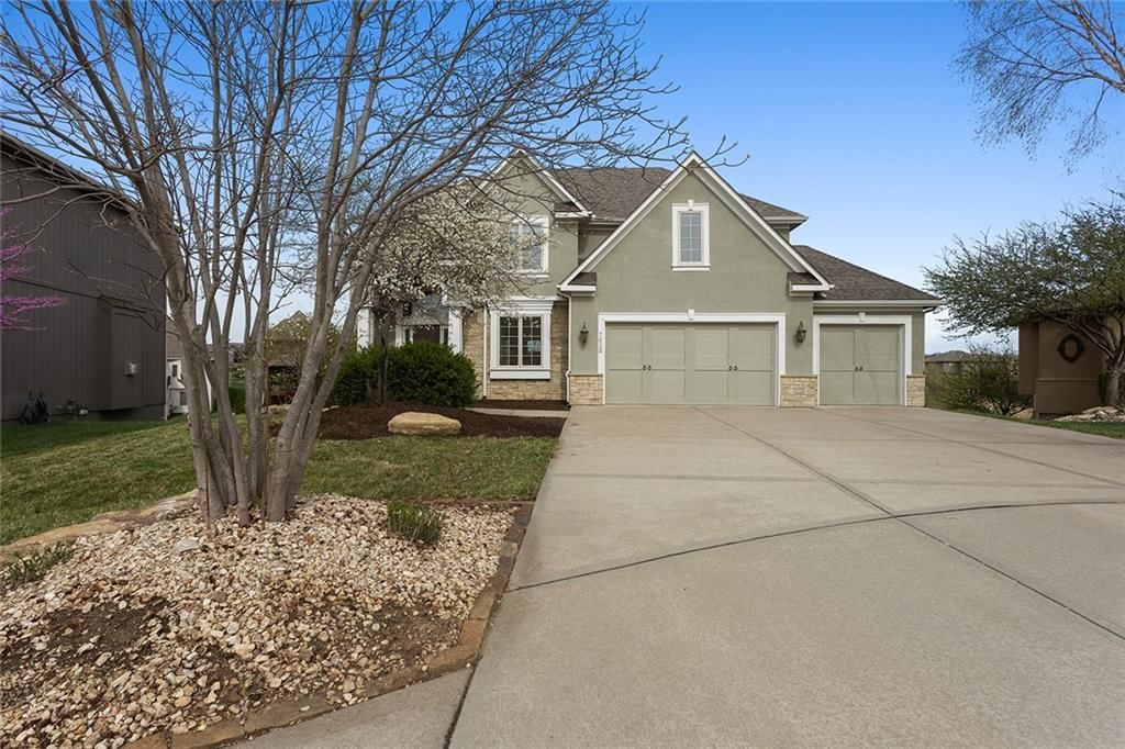 7615 N Amoret Avenue — photo 4