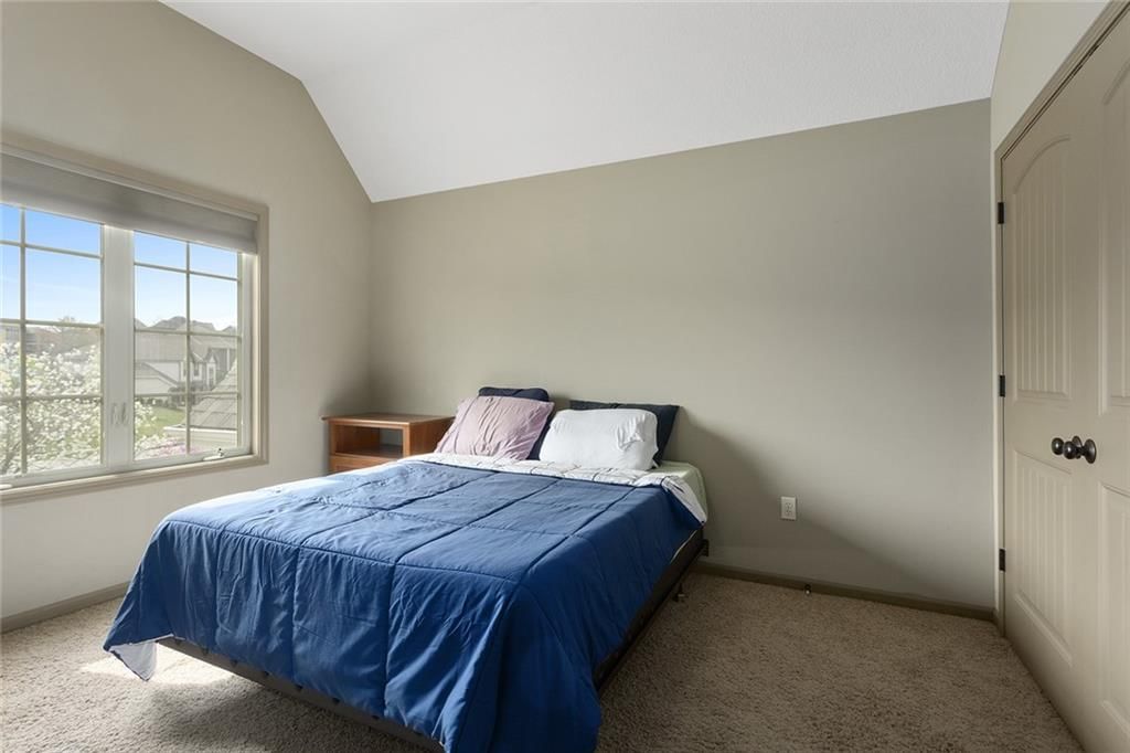 7615 N Amoret Avenue — photo 26