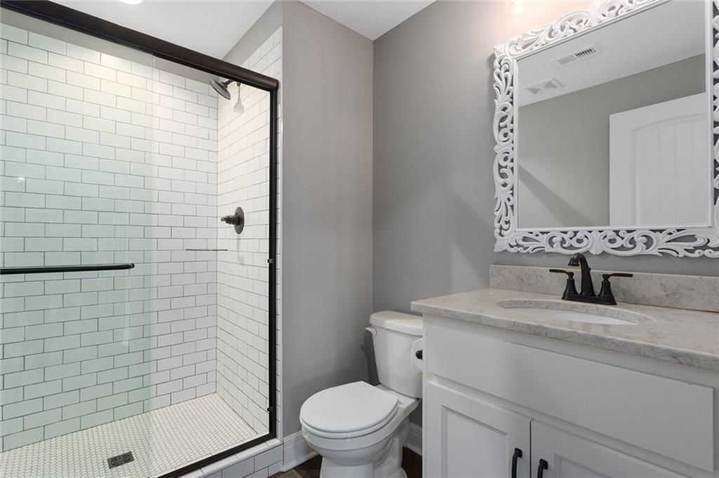 7615 N Amoret Avenue — photo 41