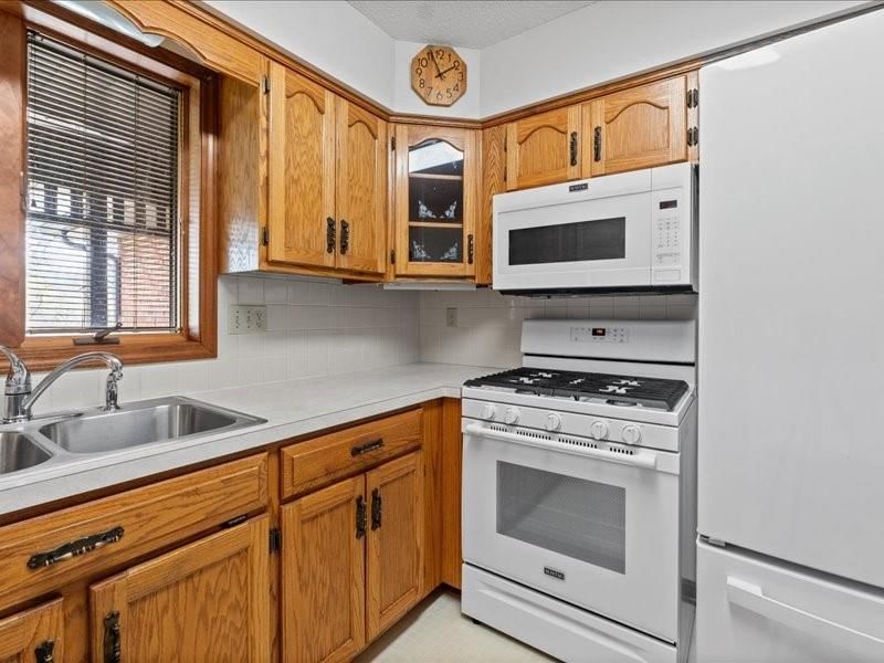 520 Terrace Road — photo 12