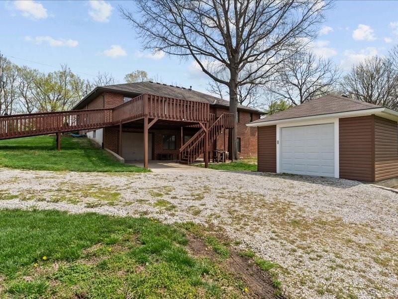 520 Terrace Road — photo 44