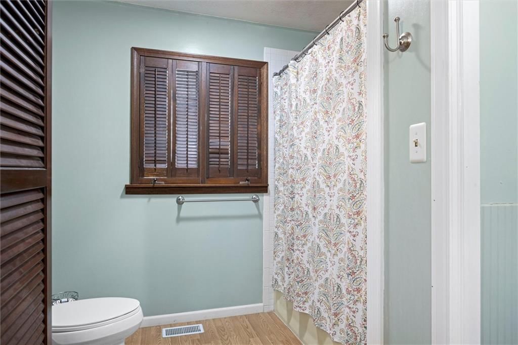 1628 E 400th Road — photo 27